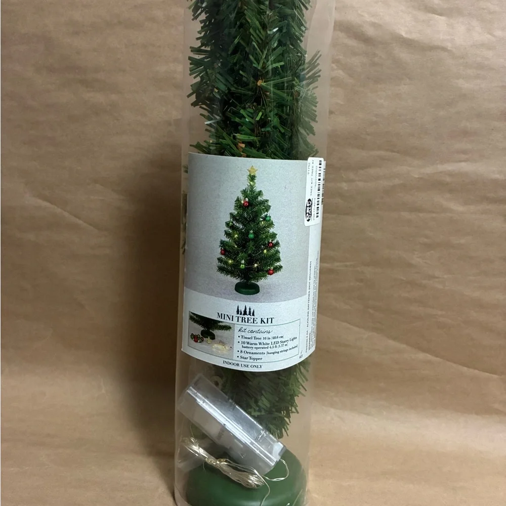 Mini Tree Kit with Green Foliage
